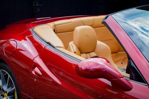 2010 Ferrari California 4.3L V8 In vendita (immagine 93 di 108)