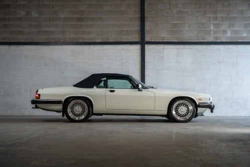 1990 Jaguar XJ-S V12 Convertible with KWE Work For Sale (picture 19 of 138)