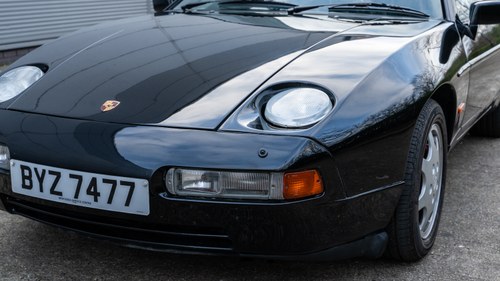 1989 Porsche 928 GT zum Verkauf (Bild 95 von 208)