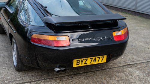 1989 Porsche 928 GT zum Verkauf (Bild 127 von 208)
