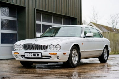 1998 Jaguar XJ8 Sovereign LWB X308 For Sale (picture 30 of 198)
