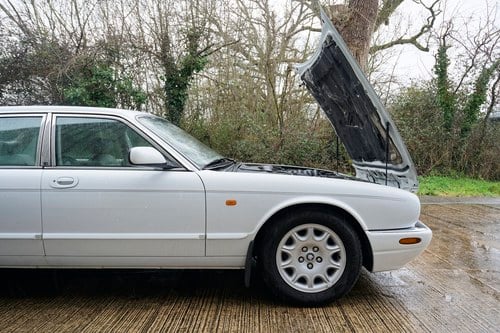 1998 Jaguar XJ8 Sovereign LWB X308 For Sale (picture 116 of 198)