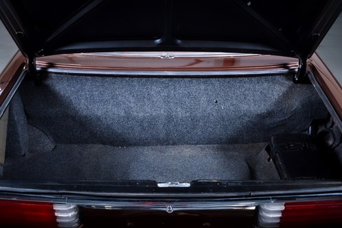 1977 Mercedes-Benz R107 450SL Convertible 4,5L V8 (88k miles) Te koop (foto 73 van 129)