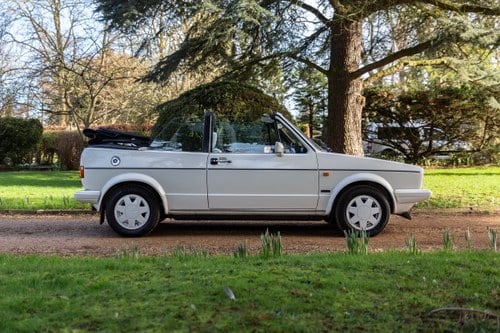 1986 Volkswagen Golf Mk1 GTI Christmas Cabriolet à venda (imagem 9 de 188)