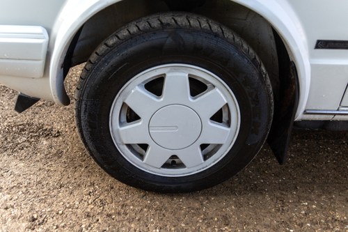 1986 Volkswagen Golf Mk1 GTI Christmas Cabriolet à venda (imagem 34 de 188)