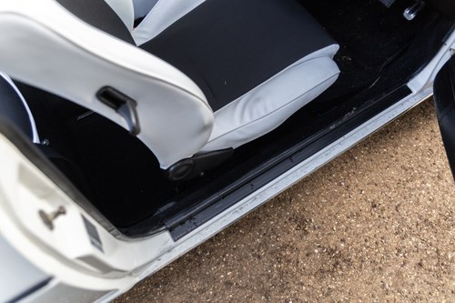 1986 Volkswagen Golf Mk1 GTI Christmas Cabriolet à venda (imagem 37 de 188)