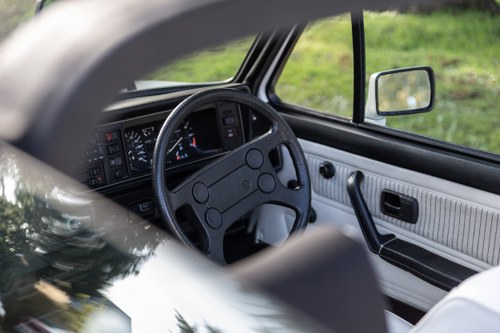 1986 Volkswagen Golf Mk1 GTI Christmas Cabriolet à venda (imagem 61 de 188)