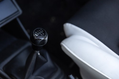 1986 Volkswagen Golf Mk1 GTI Christmas Cabriolet à venda (imagem 74 de 188)