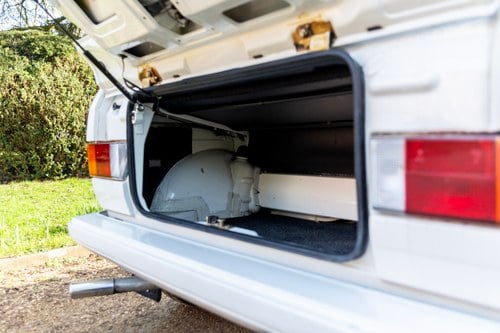 1986 Volkswagen Golf Mk1 GTI Christmas Cabriolet à venda (imagem 86 de 188)