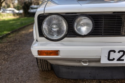 1986 Volkswagen Golf Mk1 GTI Christmas Cabriolet à venda (imagem 91 de 188)