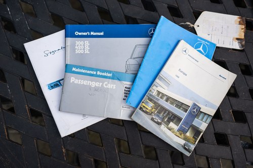 1989 Mercedes-Benz R107 300SL For Sale (picture 127 of 131)