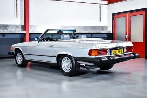 1981 Mercedes-Benz 380SL (R107) For Sale (picture 19 of 103)