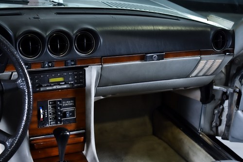 1981 Mercedes-Benz 380SL (R107) For Sale (picture 39 of 103)