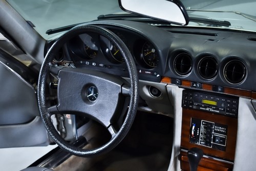 1981 Mercedes-Benz 380SL (R107) For Sale (picture 46 of 103)