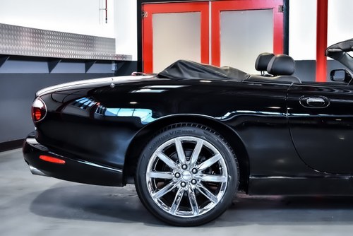 2006 Jaguar XK8 Convertible 4,2L V8 In vendita (immagine 75 di 130)