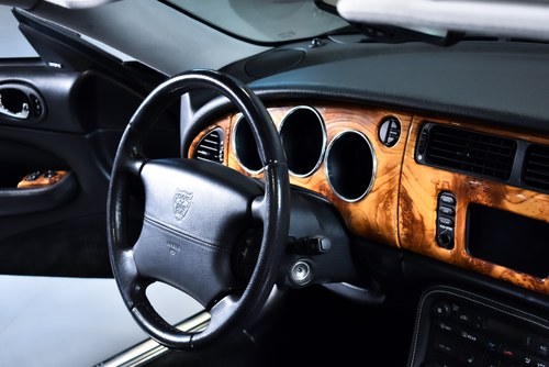 2006 Jaguar XK8 Convertible 4,2L V8 In vendita (immagine 39 di 130)