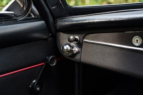 1968 MG MGC GT En venta (imagen 23 de 333)