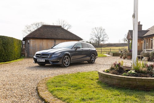 2014 Mercedes-Benz X218 CLS63 Shooting Brake For Sale (picture 12 of 230)