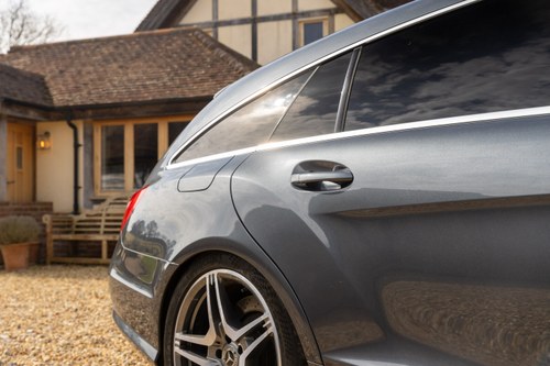 2014 Mercedes-Benz X218 CLS63 Shooting Brake For Sale (picture 177 of 230)