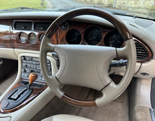 1999 Jaguar XK8 Coupe For Sale (picture 24 of 72)