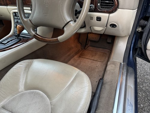 1999 Jaguar XK8 Coupe For Sale (picture 38 of 72)