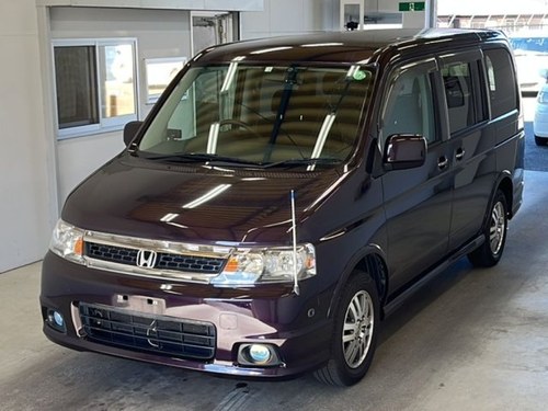 2004 HONDA STEPWAGON RF8 24T *RARE FACTORY 4WD* A vendre