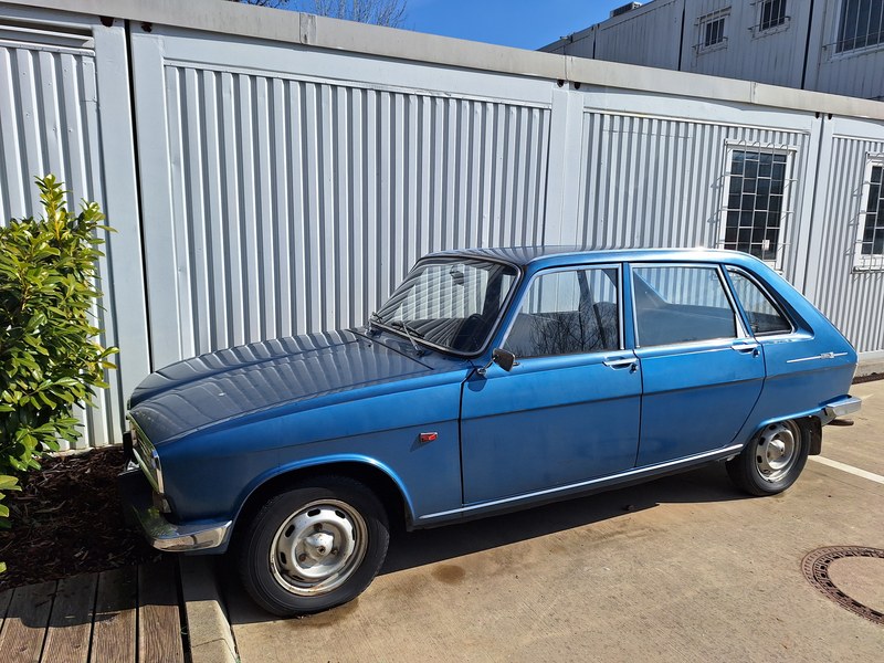 Classic Cars Renault For Sale | Car and Classic