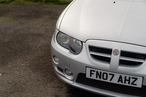 2007 MG ZT 260 V8 à vendre (picture 102 of 155)