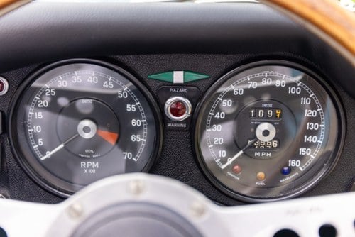 1972 Jaguar E-Type Series III OTS till salu (bild 26 av 184)