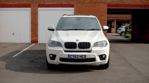 2012 BMW E70 X5 50i M Sport zum Verkauf (Bild 3 von 137)