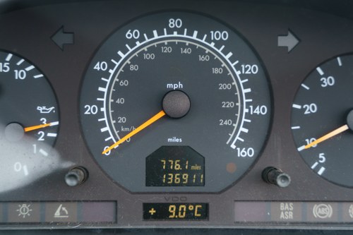 1998 Mercedes-Benz SL320 (R129) For Sale (picture 38 of 128)