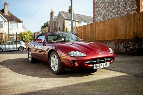 1997 Jaguar X100 XK8 Auto Convertible For Sale (picture 9 of 125)