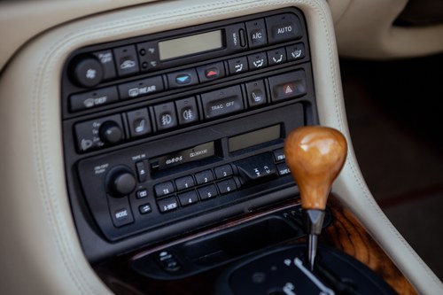 1997 Jaguar X100 XK8 Auto Convertible For Sale (picture 42 of 125)