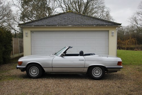 1976 Mercedes-Benz 350SL (R107) In vendita (immagine 7 di 124)