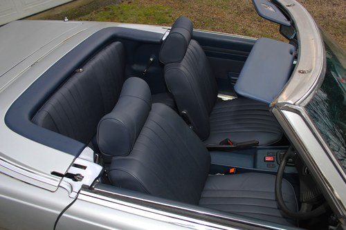 1976 Mercedes-Benz 350SL (R107) In vendita (immagine 45 di 124)