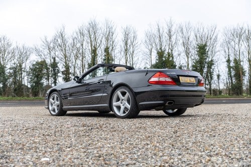 2007 Mercedes-Benz R230 SL500 Designo Facelift Model For Sale (picture 3 of 188)