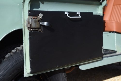 1971 Land Rover Series IIA 88in For Sale (picture 31 of 165)