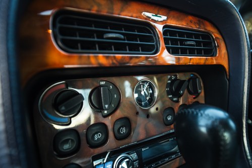 1999 Aston Martin DB7 V12 Vantage In vendita (immagine 32 di 118)