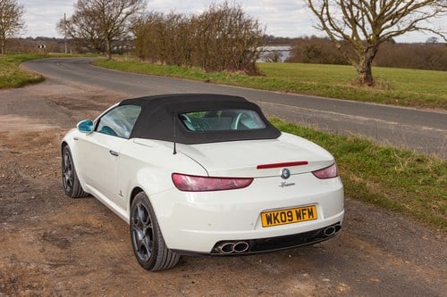 2009 Alfa Romeo Spider 3.2 V6 zum Verkauf (Bild 18 von 185)