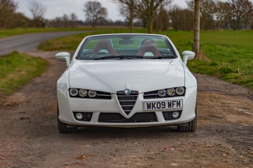 2009 Alfa Romeo Spider 3.2 V6 zum Verkauf (Bild 26 von 185)