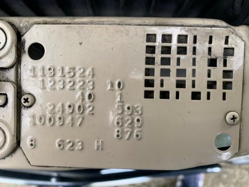 1981 Mercedes-Benz W123 230E Manual à vendre (picture 33 of 37)