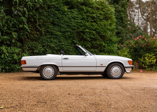 1989 Mercedes-Benz SL420 Roadster For Sale by Auction