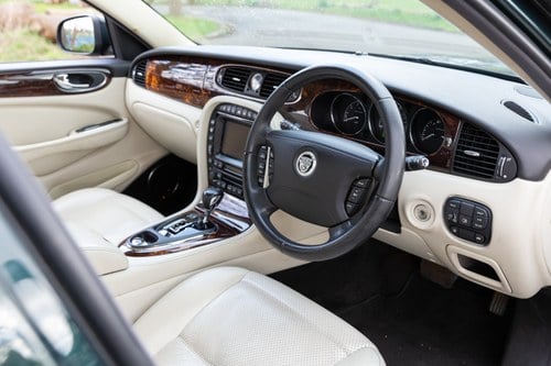 2008 Jaguar X358 XJR For Sale (picture 18 of 113)