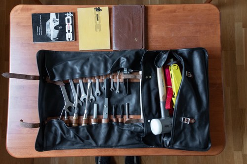 1965 Ferrari 330 GT 2+2 Series 1 'Interim' For Sale (picture 234 of 242)