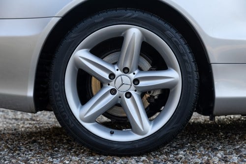 2005 Mercedes-Benz R230 SL500 For Sale (picture 30 of 173)