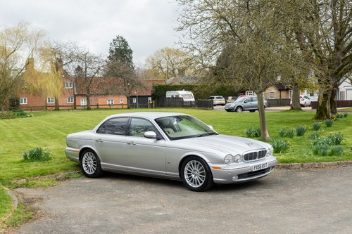 2006 Jaguar X350 XJ6 3L V6 Executive For Sale (picture 2 of 129)