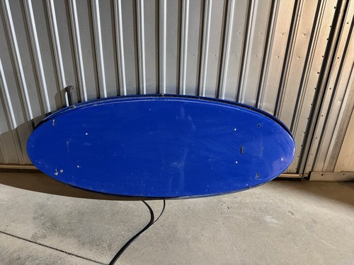 Collection of Three Ford Dealership Signs In vendita (immagine 79 di 95)