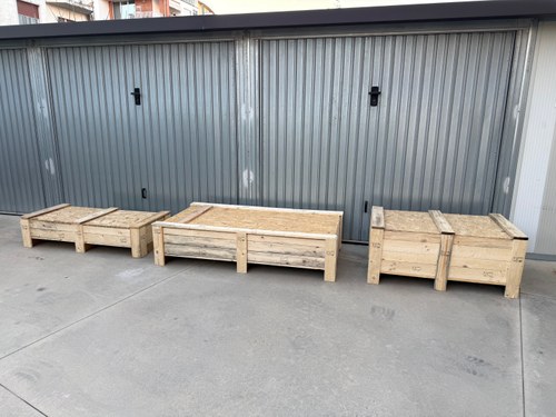 Collection of Three Ford Dealership Signs In vendita (immagine 80 di 95)