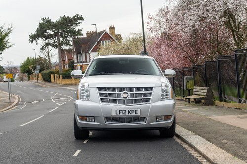 2012 Cadillac Escalade Platinum 6L V8 Hybrid For Sale (picture 8 of 130)