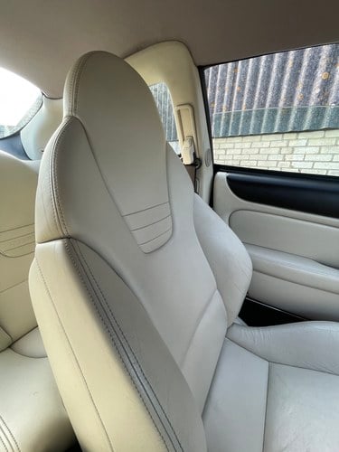 2005 Jaguar XKR Te koop (foto 55 van 122)